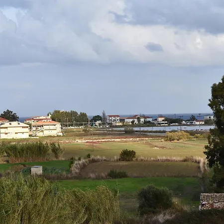 Parashis Apartment *