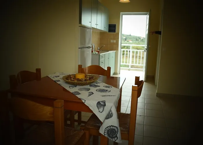 Parashis Διαμέρισμα Αλυκών